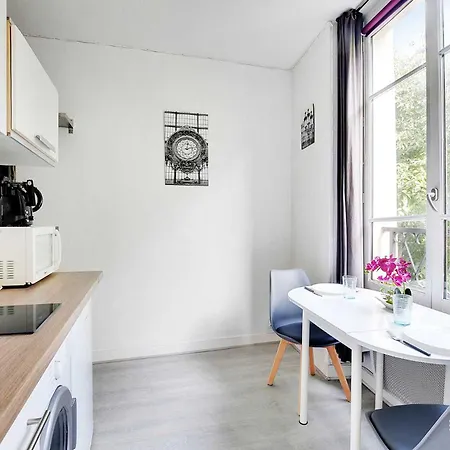 Cosy In The Heart Of The Marais
