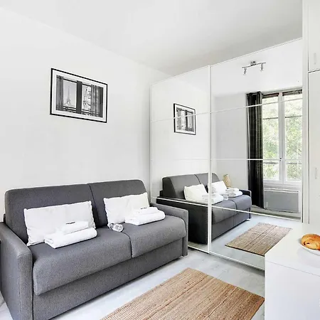 Cosy In The Heart Of The Marais Parigi